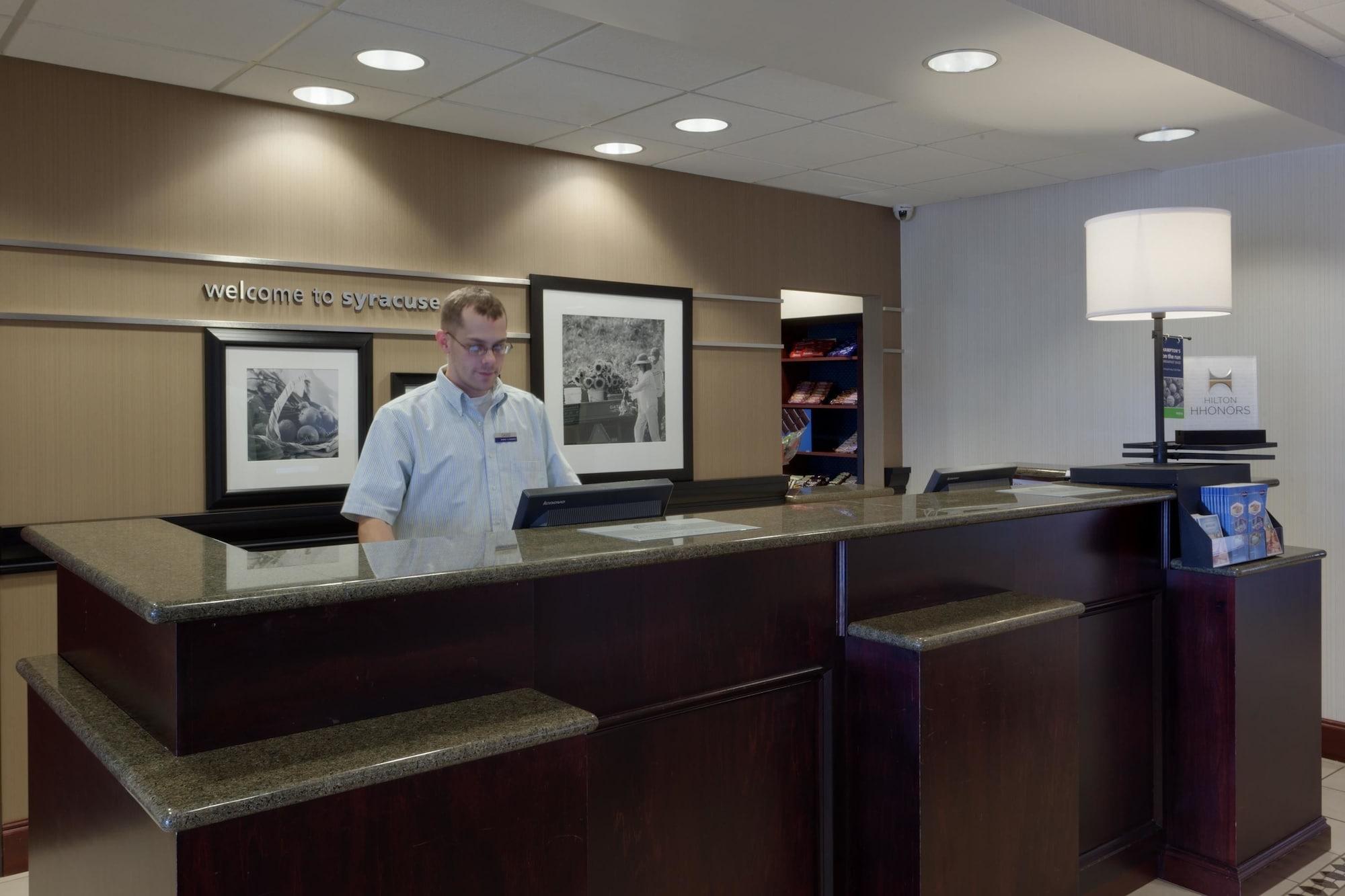 Hampton Inn & Suites By Hilton Syracuse Dewitt East Syracuse Exteriör bild