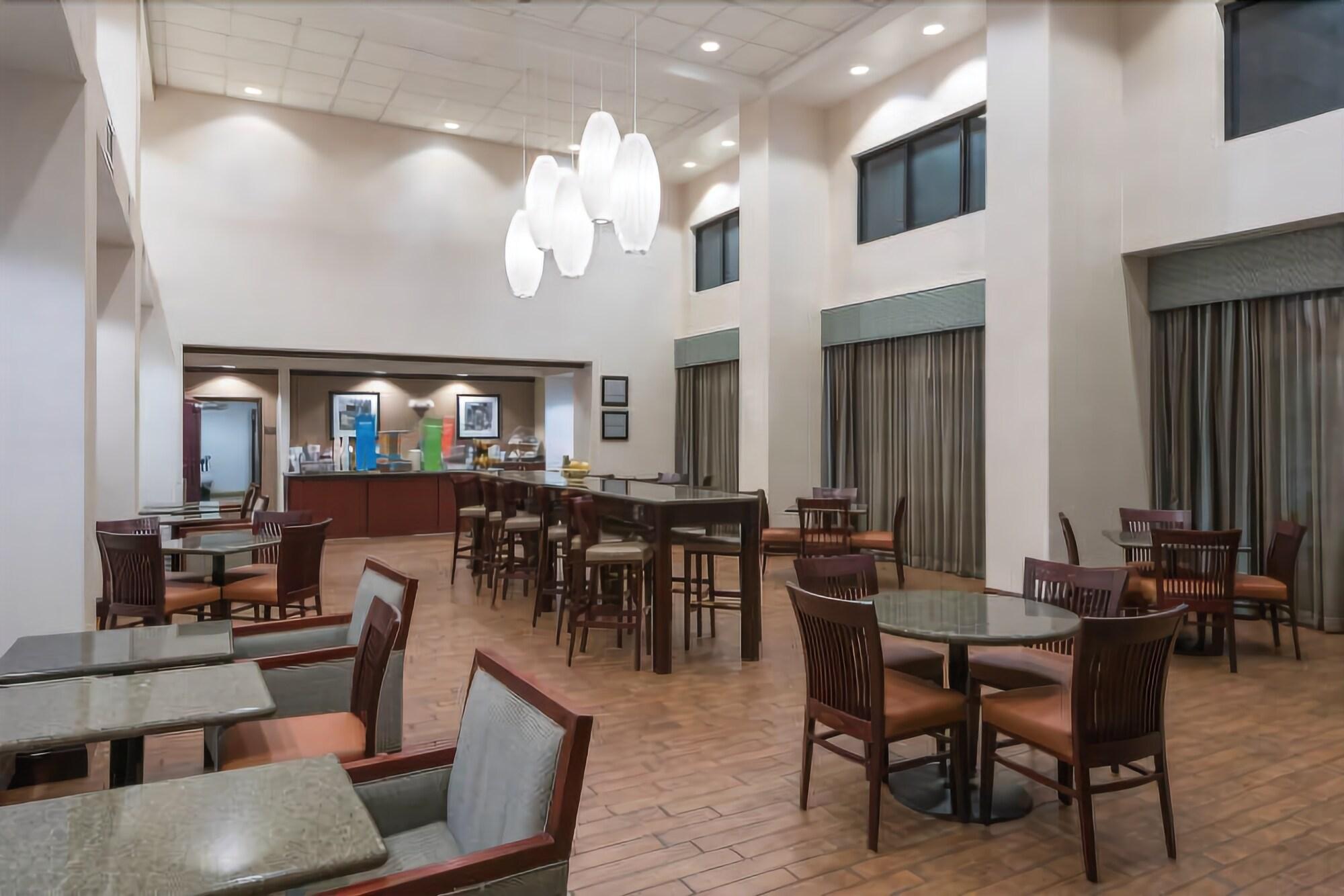 Hampton Inn & Suites By Hilton Syracuse Dewitt East Syracuse Exteriör bild